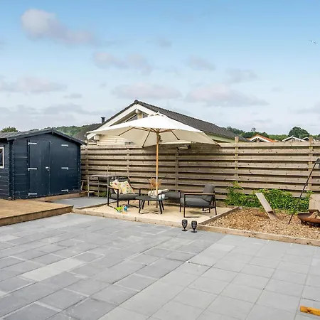 4 Bedroom Lovely In *