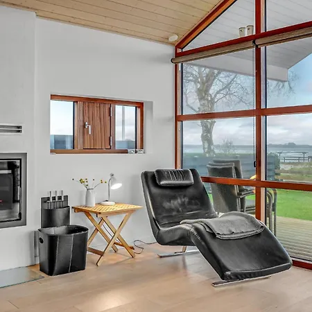 4 Bedroom Lovely In * Sjolund